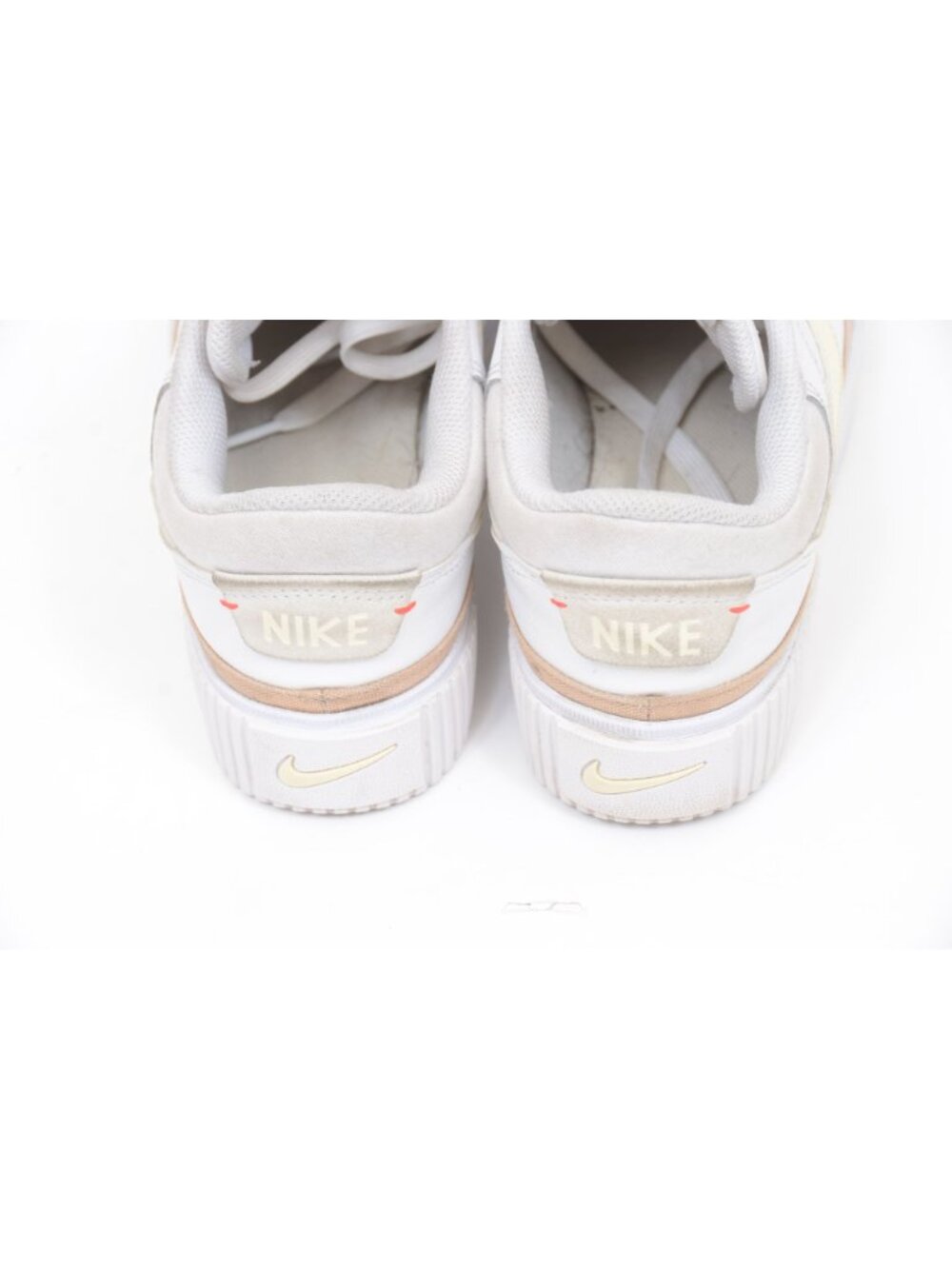 Nike Court Legacy Lift White Coconut Milk Women's Size 9 Platform DM7590-106 - Picture 4 of 9